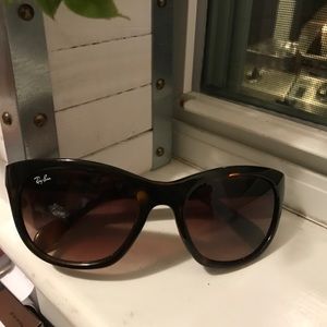 SOLD. RayBan Sunglasses